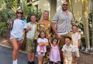 Heavyweight boxing champion Tyson Fury, 35, owns a £17M mansion and a series of expensive supercars, but he frankly shares that ‘my wealth is my 7 lovely children’ 👇🔥